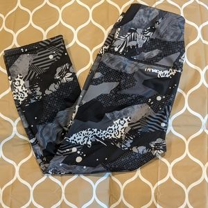 Size small Reebok Workout Capris